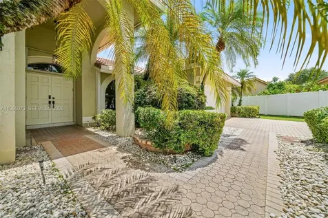 11021 NW 7th Street Plantation FL 33324
