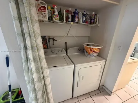 7725 W 10th Avenue Hialeah FL 33014