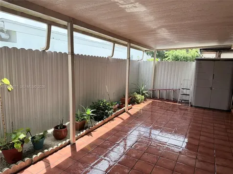 7725 W 10th Avenue Hialeah FL 33014