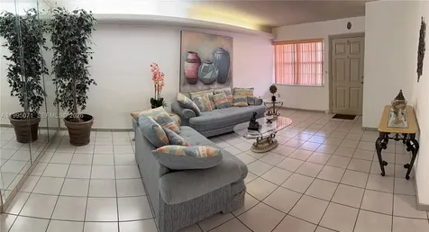 7725 W 10th Avenue Hialeah FL 33014