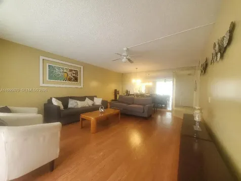 319 NE 14th Avenue Hallandale Beach FL 33009