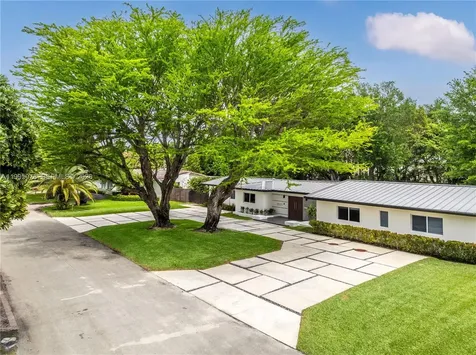 8525 SW 54th Court Miami FL 33143