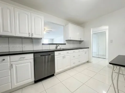 3800 S Ocean Drive Hollywood FL 33019