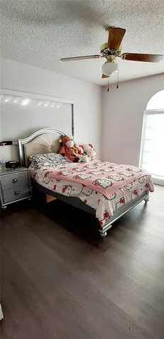 18921 W Oakmont Drive Hialeah FL 33015