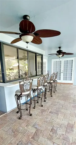 18921 W Oakmont Drive Hialeah FL 33015
