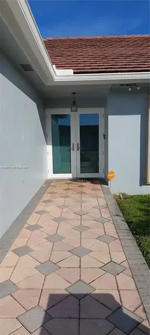 18921 W Oakmont Drive Hialeah FL 33015
