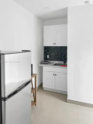 2330 W 6th Court Hialeah FL 33010