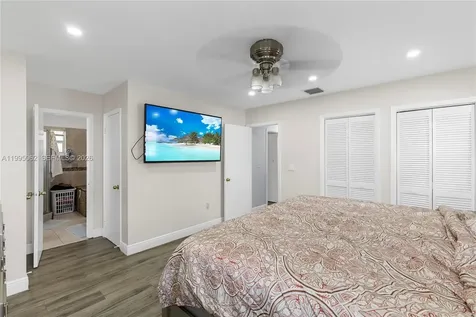 6330 Funston Street Hollywood FL 33023