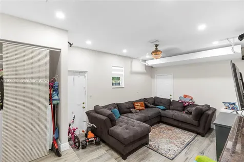 6330 Funston Street Hollywood FL 33023