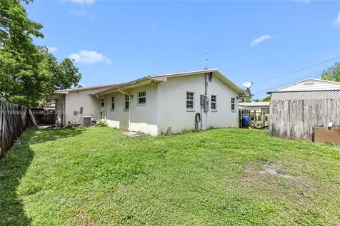6330 Funston Street Hollywood FL 33023
