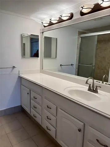 21 Royal Palm Way Boca Raton FL 33432