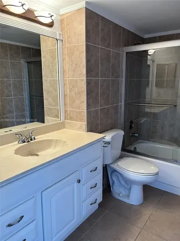 21 Royal Palm Way Boca Raton FL 33432