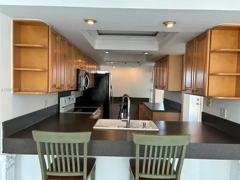 21 Royal Palm Way Boca Raton FL 33432