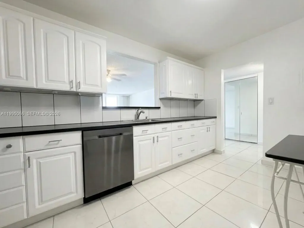 3800 S Ocean Drive Hollywood FL 33019