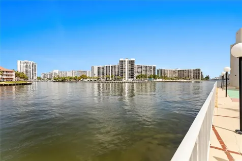 3800 S Ocean Drive Hollywood FL 33019