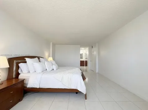 3800 S Ocean Drive Hollywood FL 33019