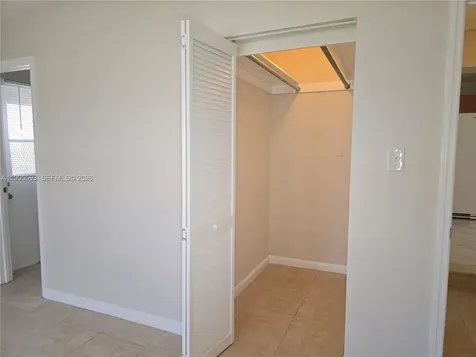1723 Thomas Street Hollywood FL 33020