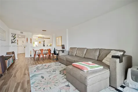 7676 Trent Drive Tamarac FL 33321