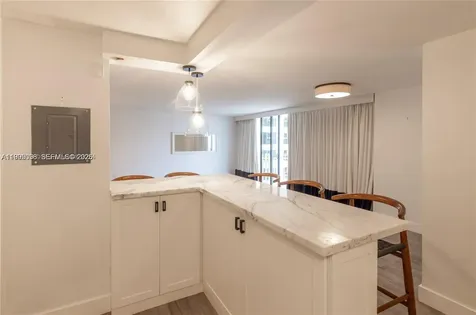 6061 Collins Avenue Miami Beach FL 33140