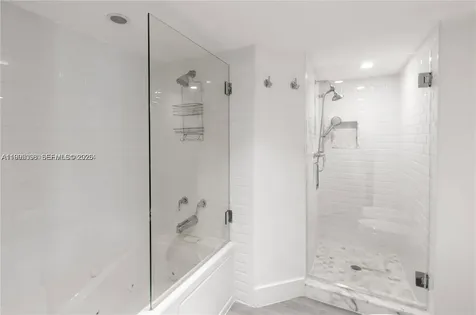 6061 Collins Avenue Miami Beach FL 33140