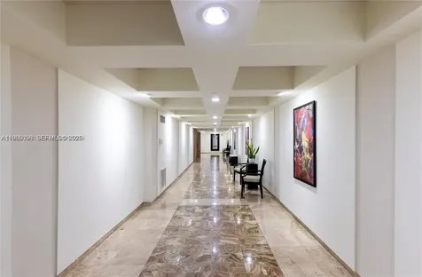 6061 Collins Avenue Miami Beach FL 33140