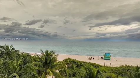 6061 Collins Avenue Miami Beach FL 33140