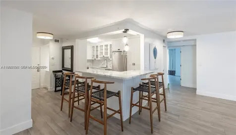 6061 Collins Avenue Miami Beach FL 33140