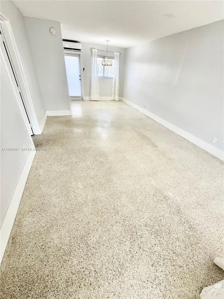 1601 SE 15 Fort Lauderdale FL 33316