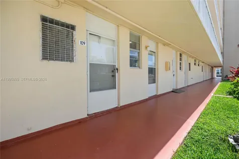 2999 Point East Drive Aventura FL 33160
