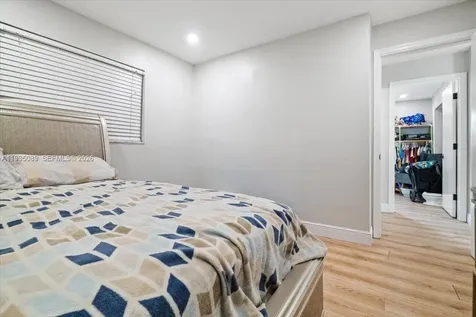 5402 NW 25th Terrace Tamarac FL 33309