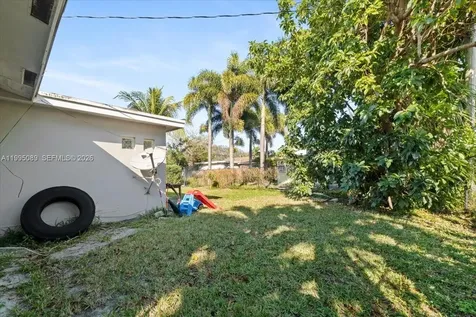 5402 NW 25th Terrace Tamarac FL 33309