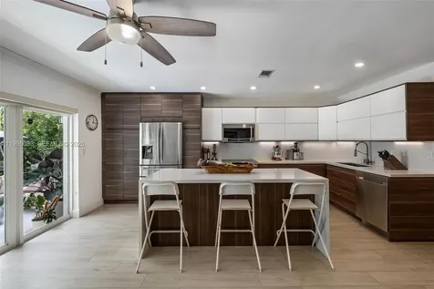 1437 Baracoa Avenue Coral Gables FL 33146