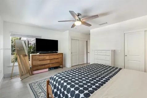 1437 Baracoa Avenue Coral Gables FL 33146