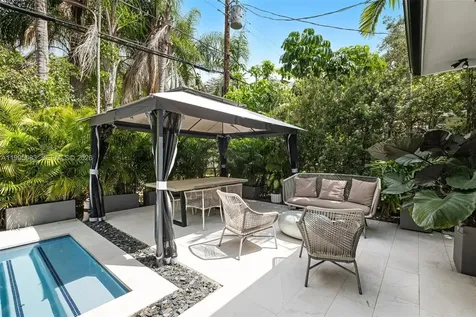 1437 Baracoa Avenue Coral Gables FL 33146
