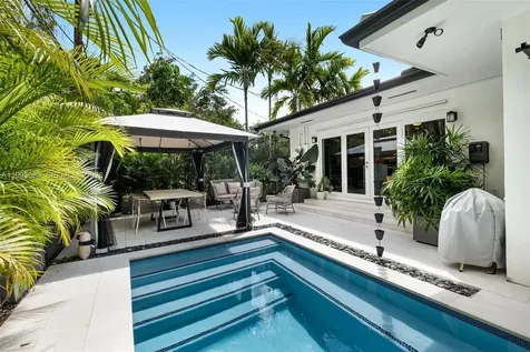 1437 Baracoa Avenue Coral Gables FL 33146