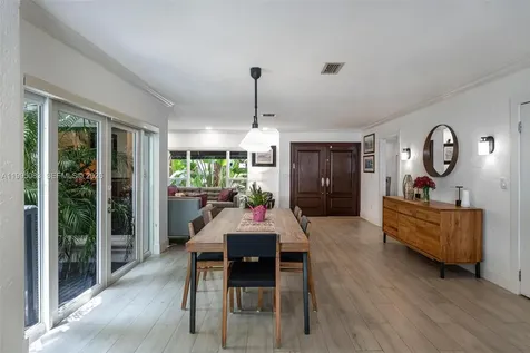 1437 Baracoa Avenue Coral Gables FL 33146