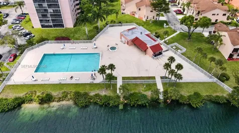 20850 San Simeon Way Miami FL 33179