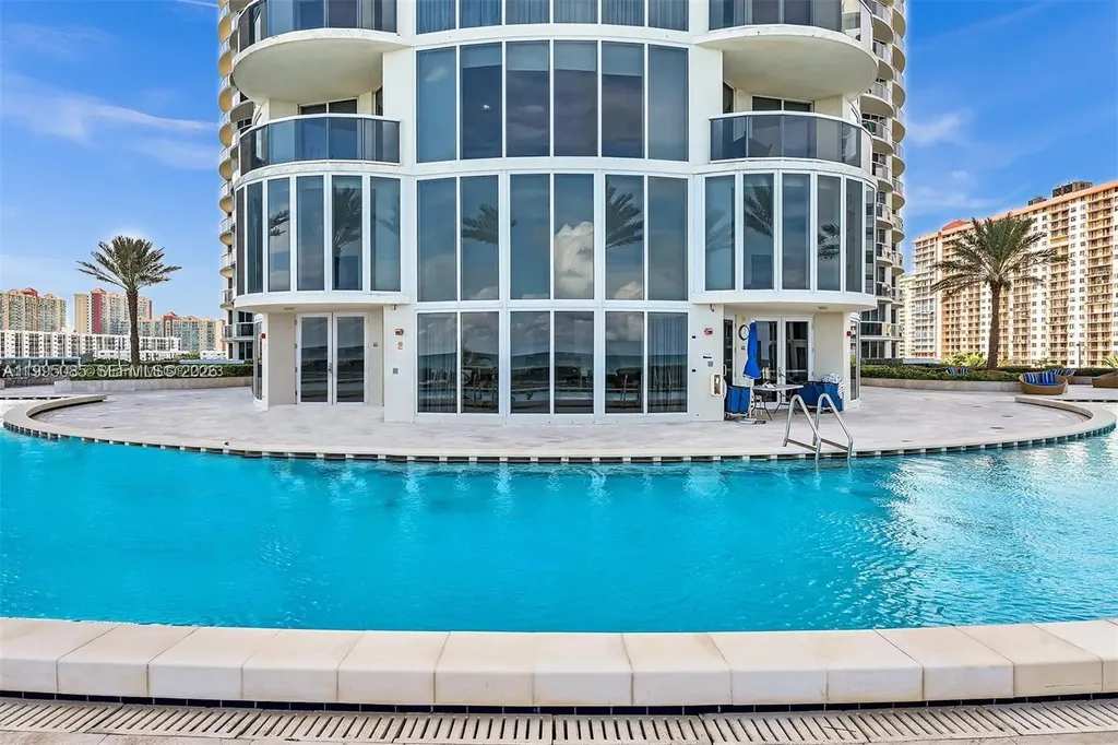 17201 Collins Avenue Sunny Isles Beach FL 33160