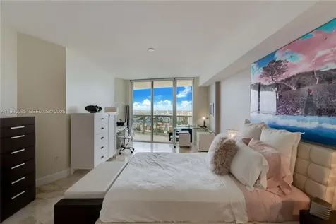 17201 Collins Avenue Sunny Isles Beach FL 33160