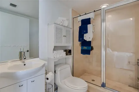 17201 Collins Avenue Sunny Isles Beach FL 33160