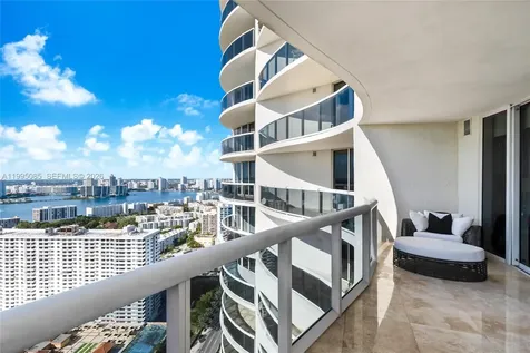 17201 Collins Avenue Sunny Isles Beach FL 33160