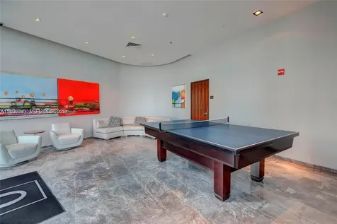 17201 Collins Avenue Sunny Isles Beach FL 33160