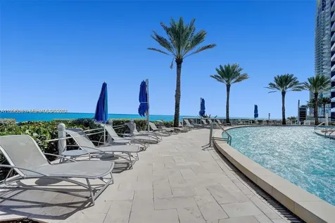 17201 Collins Avenue Sunny Isles Beach FL 33160
