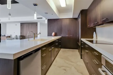 17201 Collins Avenue Sunny Isles Beach FL 33160