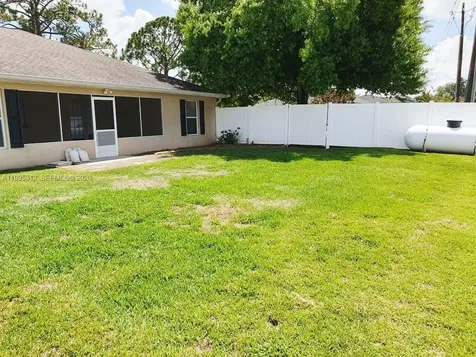 4031 Santa Barbara Sebring FL 33875