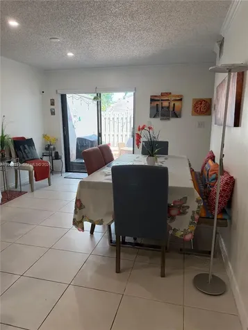 10669 SW 113th Place Miami FL 33176