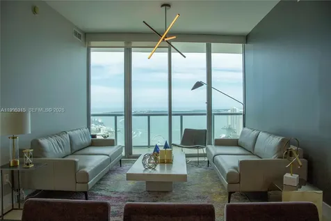 888 Biscayne Boulevard Miami FL 33132
