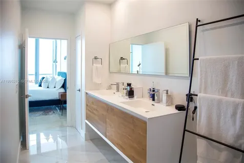 888 Biscayne Boulevard Miami FL 33132