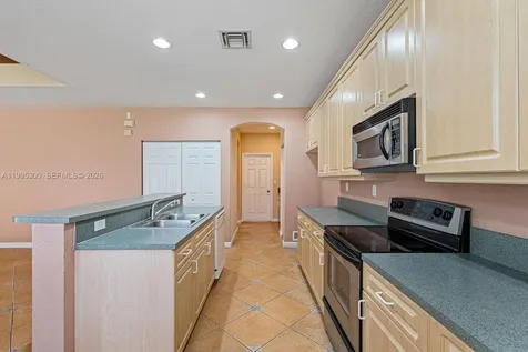 1925 SE 17th Court Homestead FL 33035
