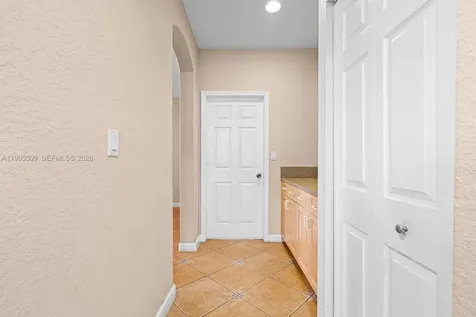 1925 SE 17th Court Homestead FL 33035
